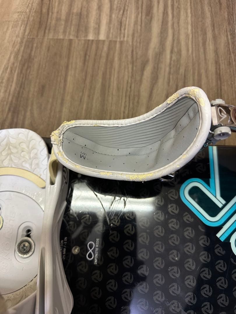 スノーボードBURTON153cm ビンディング BURTON レディースM