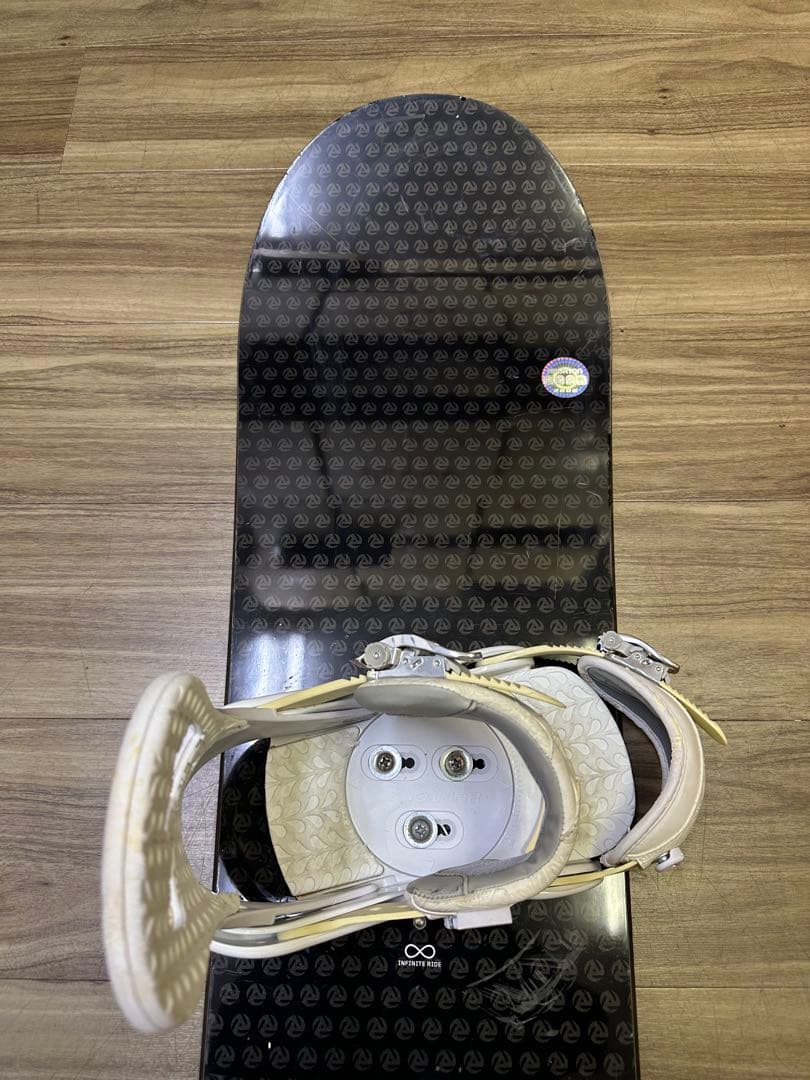 スノーボードBURTON153cm ビンディング BURTON レディースM