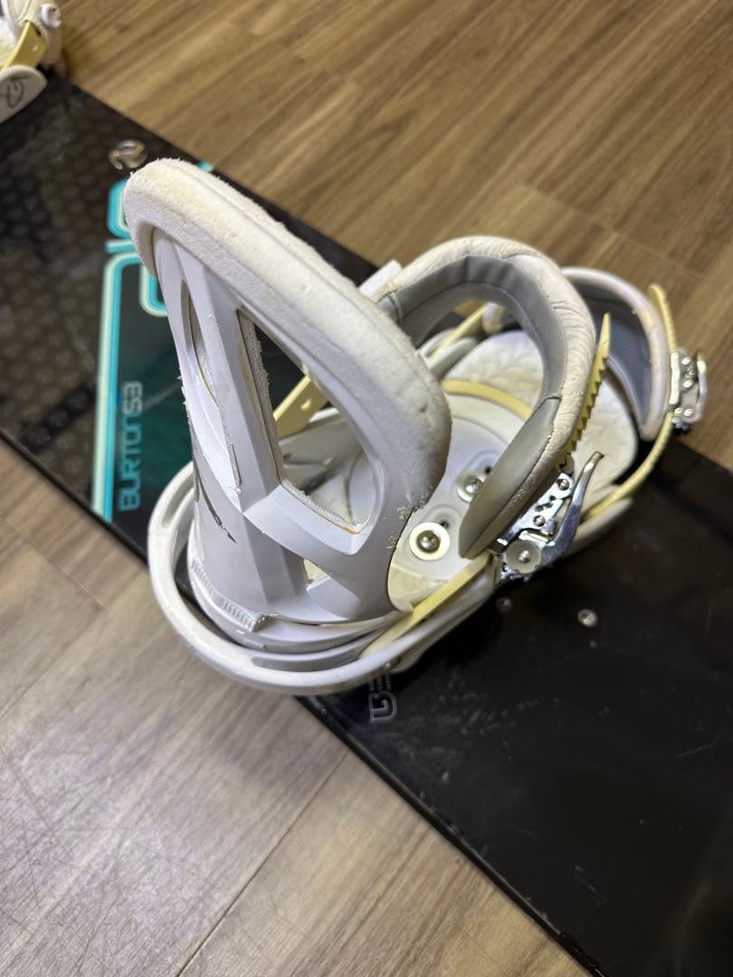 スノーボードBURTON153cm ビンディング BURTON レディースM