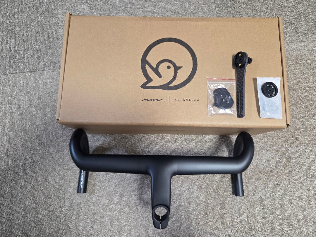 【未使用】Avian Falcon カーボンハンドル 400mm/100mm