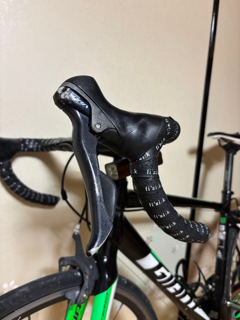 GIANT CONTEND ロードバイク ブラック/グリーン