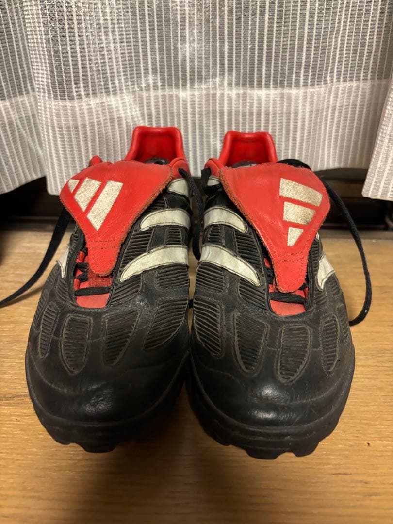 【名作】アディダス プレデター プレシジョン トレーニングシューズ 黒 27.0