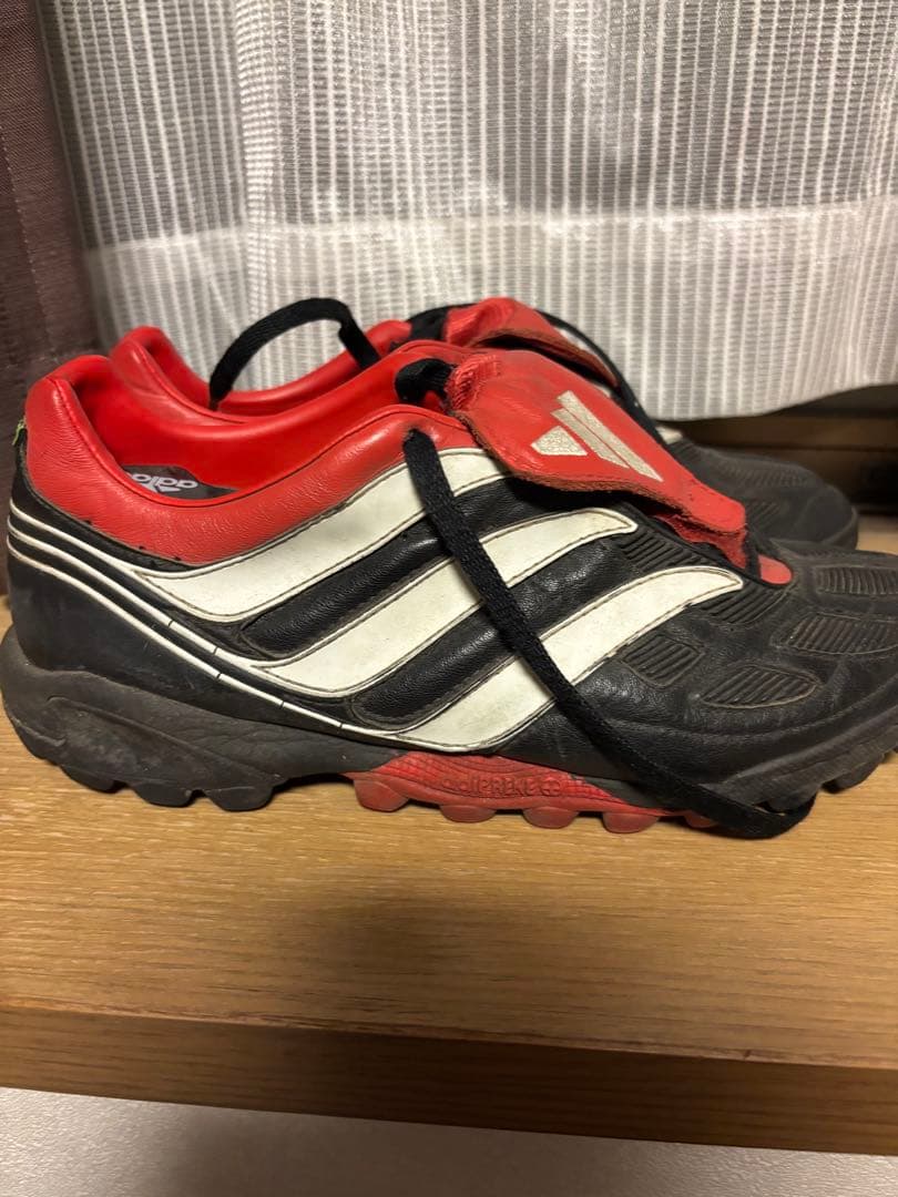 【名作】アディダス プレデター プレシジョン トレーニングシューズ 黒 27.0