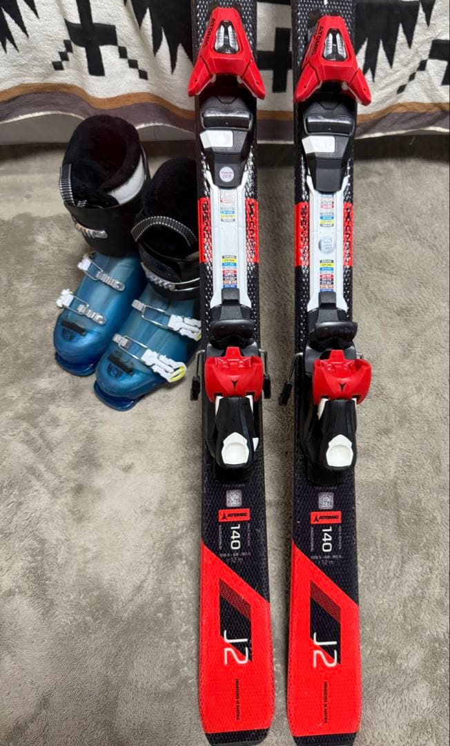 Atomic スキー板 Redster J2 140 / 25㎝ ブーツ付