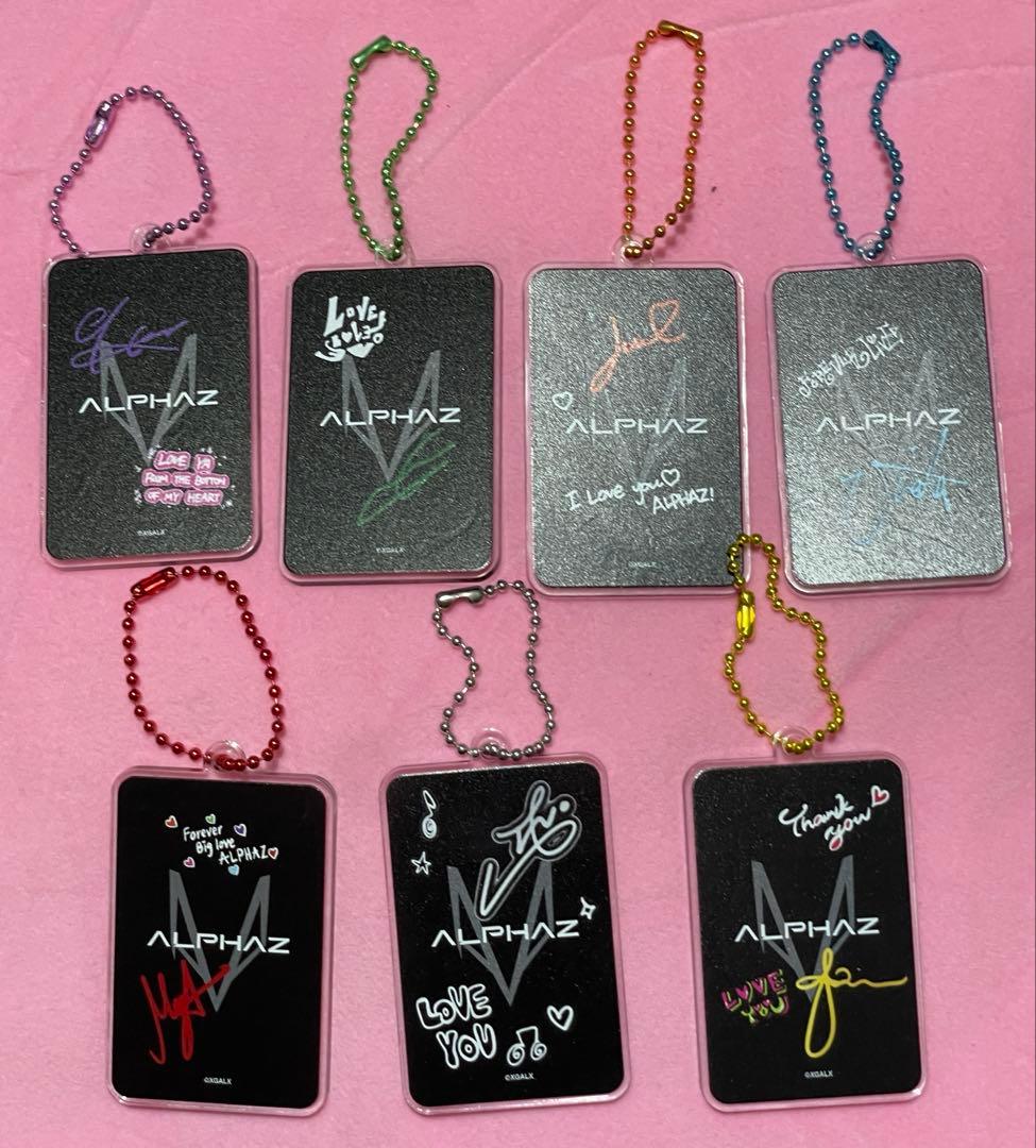 【XG ALPHAZ会員限定】　アクリルキーチェーン　７種コンプリートセット