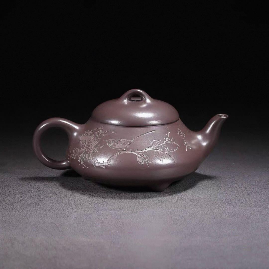 中国古美術・原鉱紫泥喜上眉梢紫砂壺・底款：汪寅仙・紫砂壺・急須・茶壺・茶道具