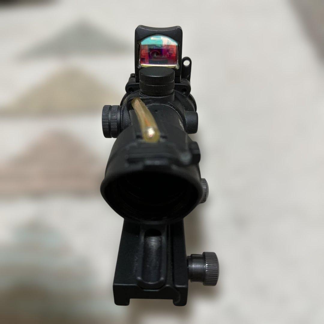 tora toraTrijicon ACOG 光学サイト