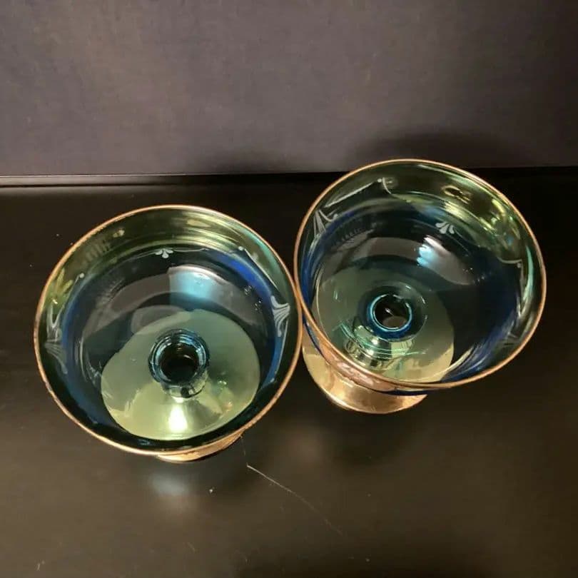 ベネチアングラス　金色とブルーのエレガントなデザインの手描き花柄グラス　①②