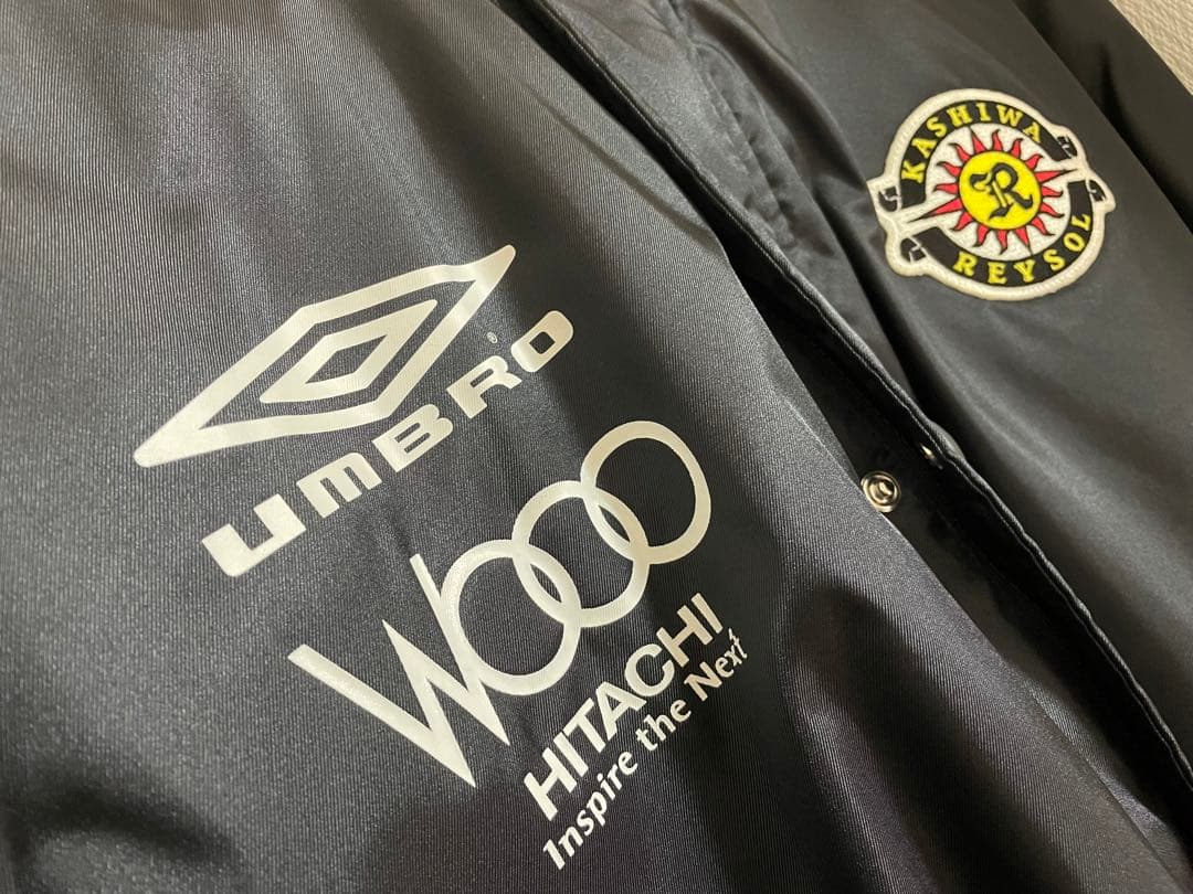 柏レイソル UMBRO ベンチコート フード付き M-L Jリーグ