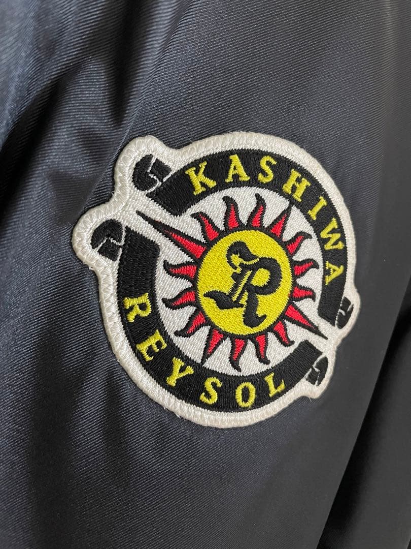 柏レイソル UMBRO ベンチコート フード付き M-L Jリーグ