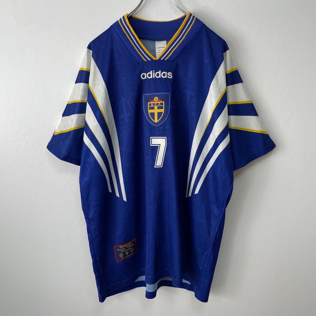 アディダス　スウェーデン代表　ラーション　ユニフォーム　アウェイ