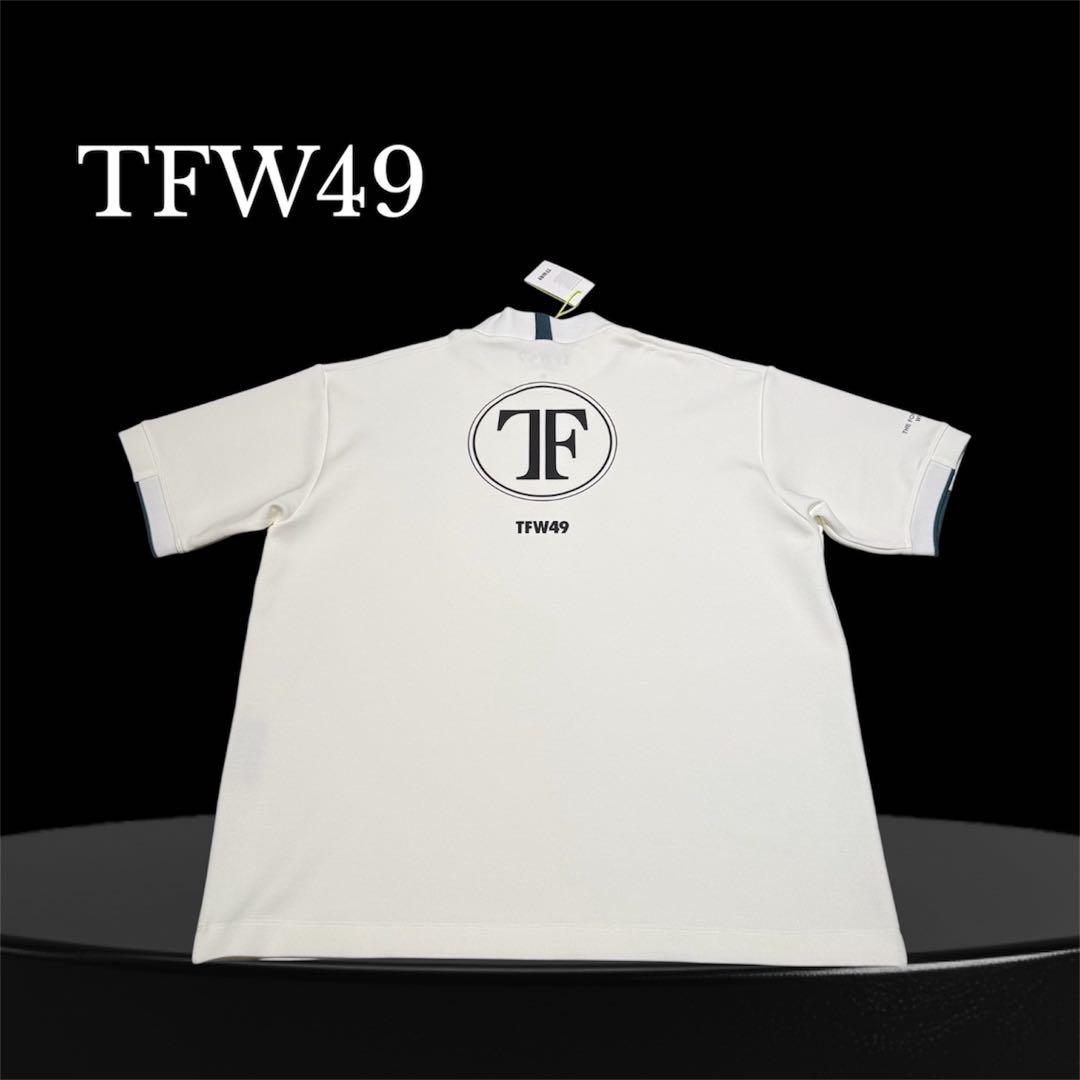 新品タグ付き⭐️2025AW新作❤️ホワイトモックネックL　TFW49