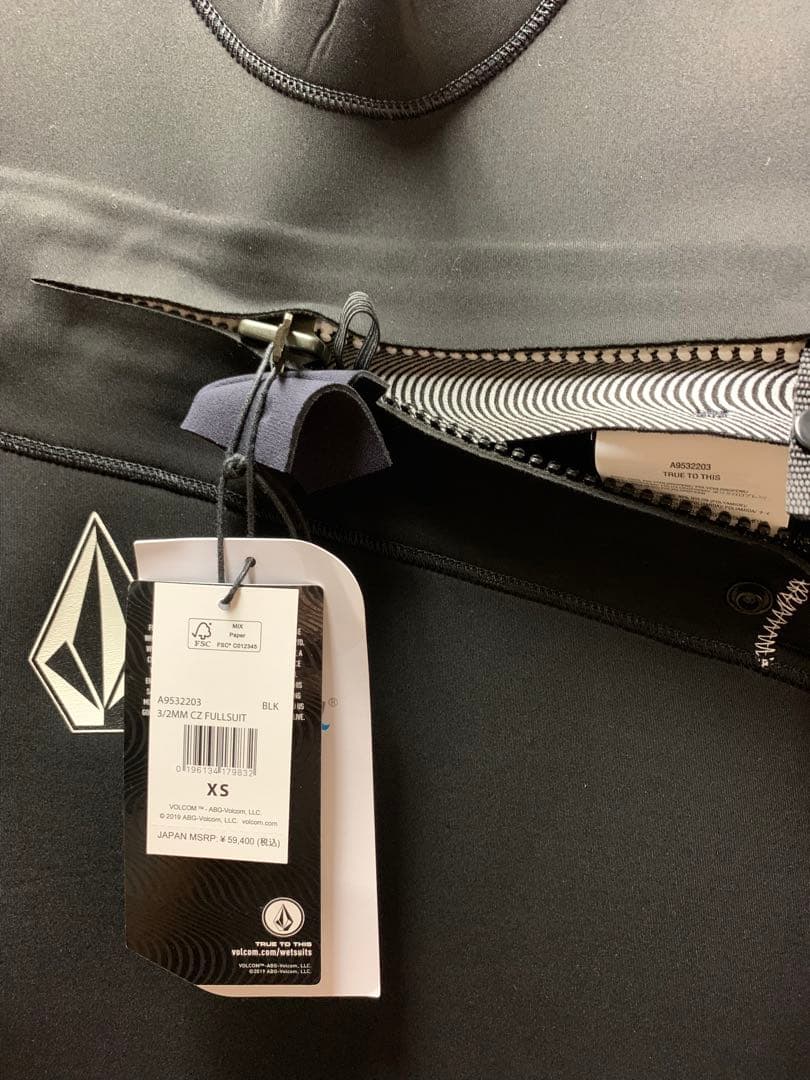 新品　ボルコム　ウェットスーツ　3/2mm ジャーフル　XS サーフィン