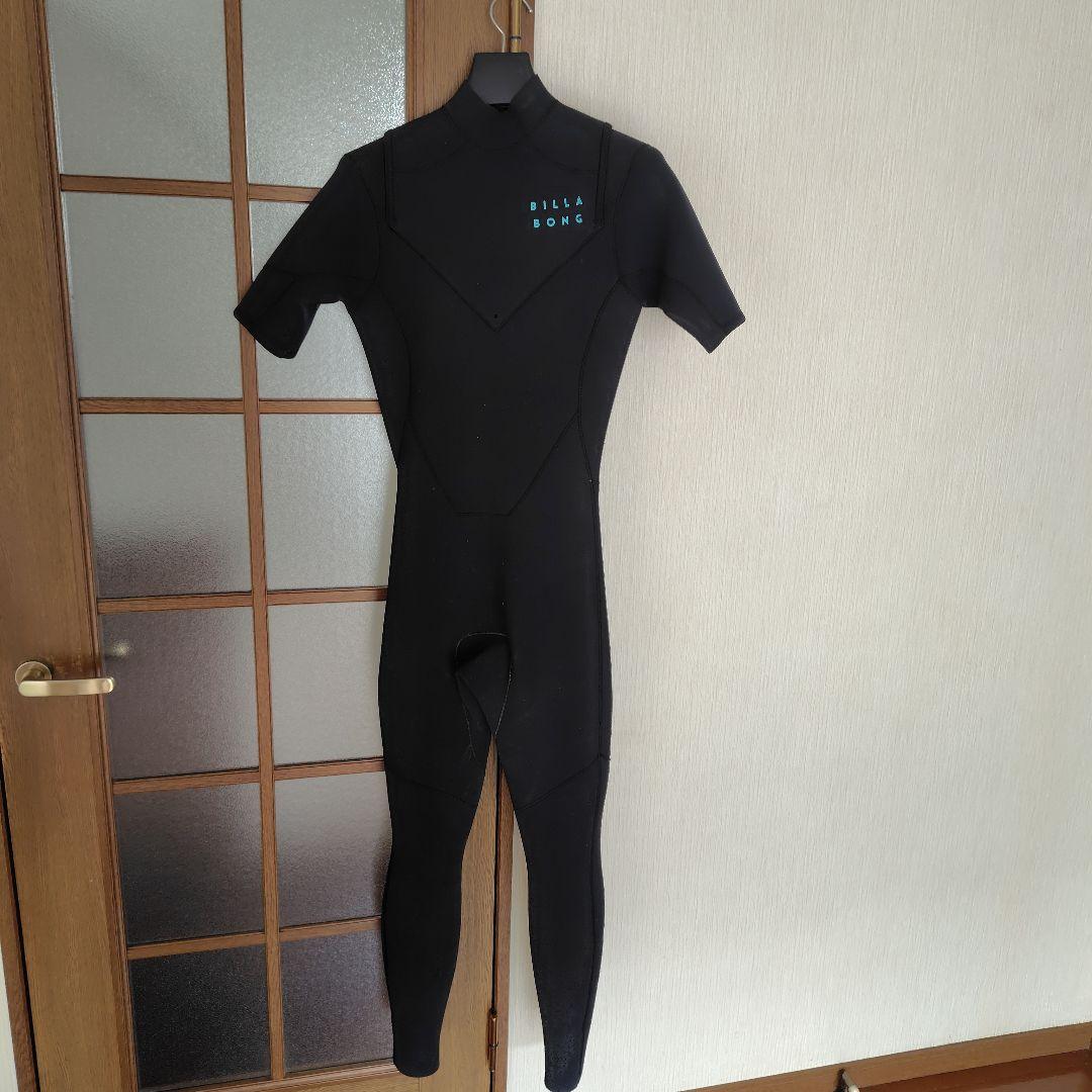 BILLABONG シーガル ブラック 半袖MLサイズ