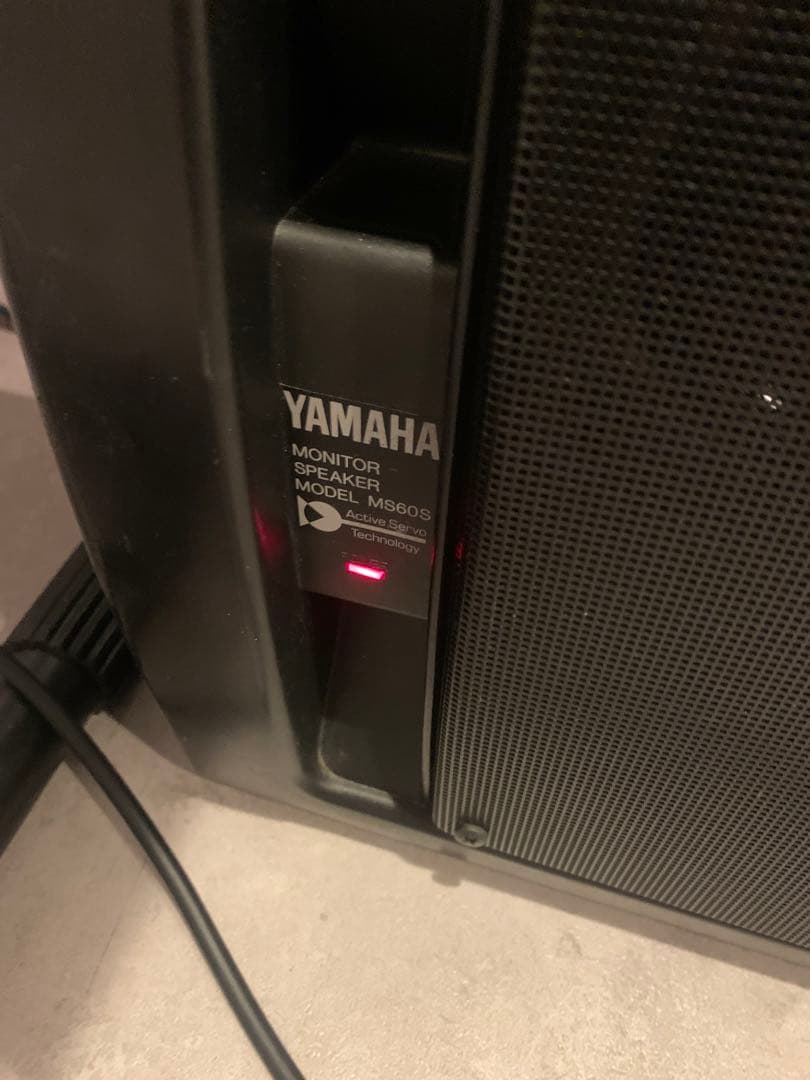 Yamaha MS60D モニタースピーカーとキーボードスタンド