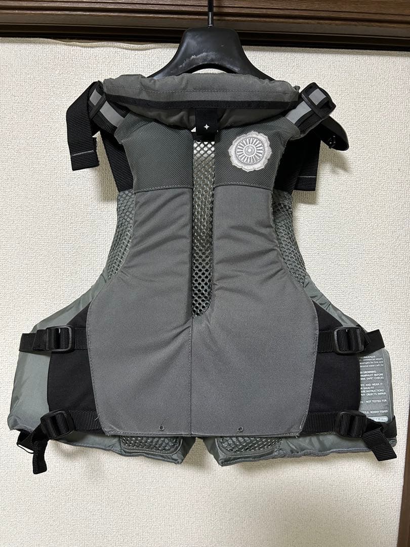 アストラル　ロニーフィッシャー　カヤックフィッシング　ライフジャケット　救命胴衣