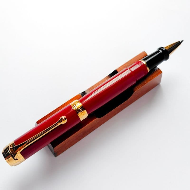 アウロラ タレンタム ローラーボール レッドGT