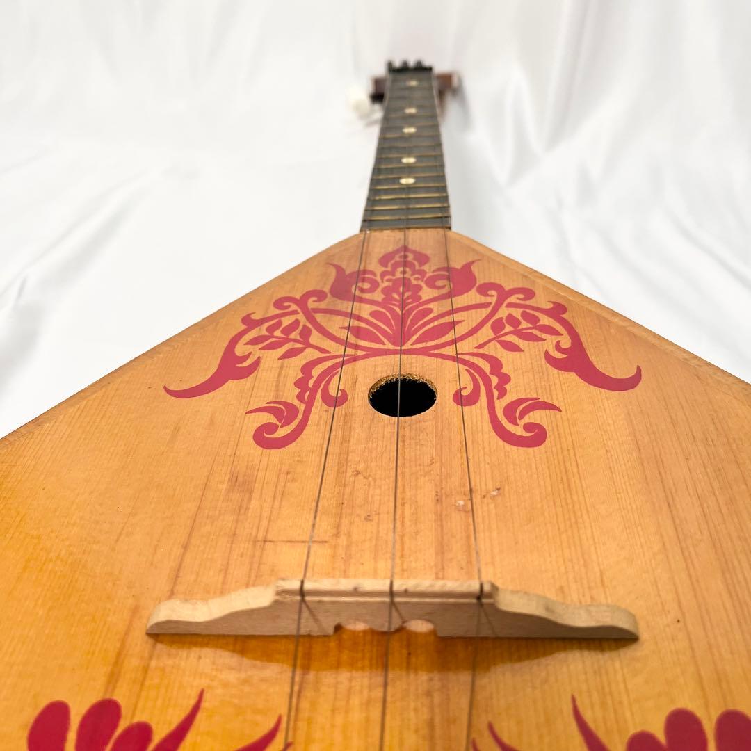 民族楽器 バラライカ 楽器