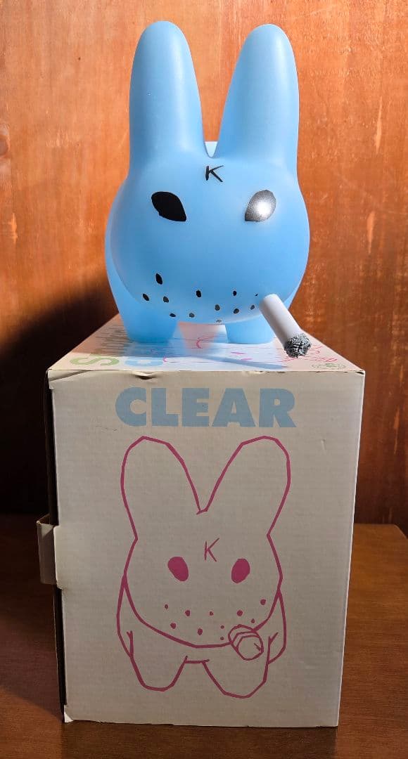 KOZIK×KIDROBOT スモーキンバーニー 10インチ