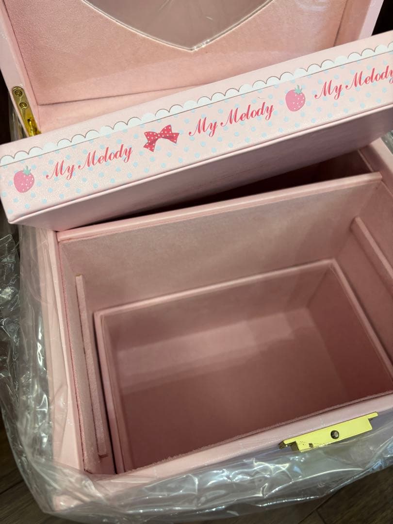 マイメロディ　コスメボックス　美品　ジュエリーボックス