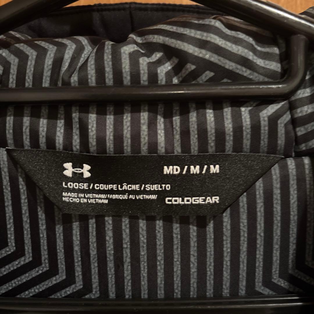 ちゃこ　美品　Under Armour コールドギア ベンチコート MD