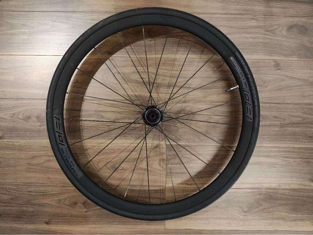 カーボンホイール 700C ディスクブレーキ用
