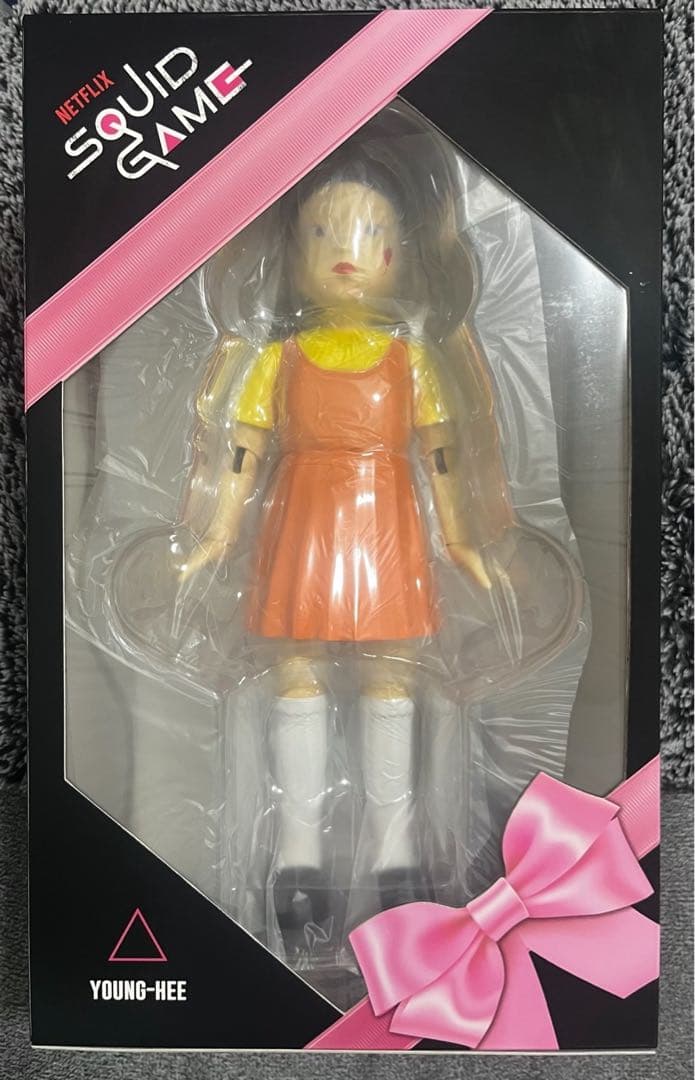 イカゲームヨンヒ人形４５６体限定フィギュア