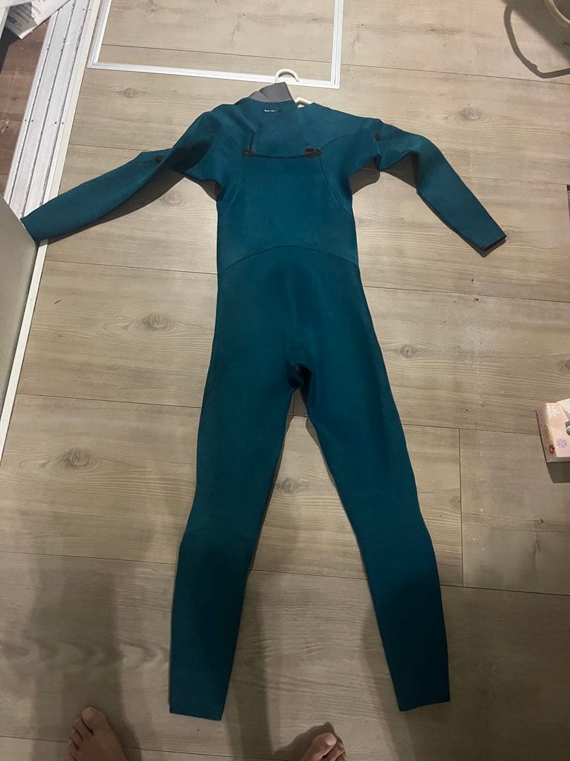 Hurley ADVANTAGE フルスーツ ネイビー/レッド