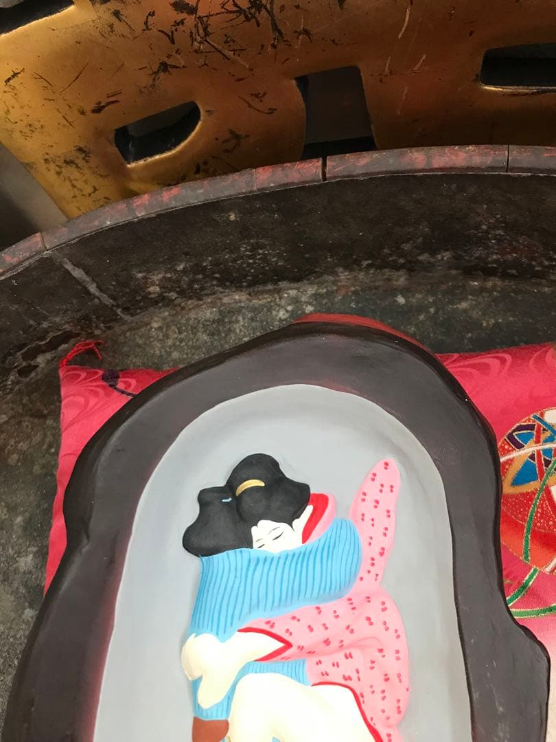 超希少 珍品 時代 骨董 猫 黒猫 眠り猫 置物 春画人形 枕絵 裏隠し 昭和