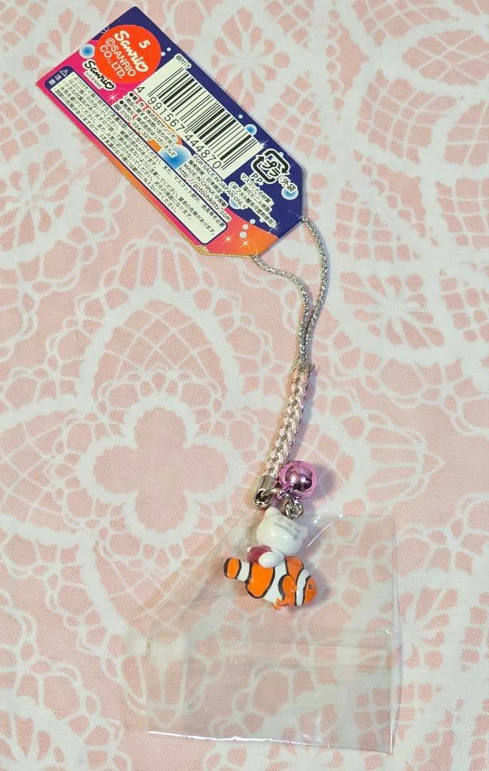 【未使用】レア♥️ご当地キティ　沖縄限定クマノミ　シャーペン・根付けストラップ