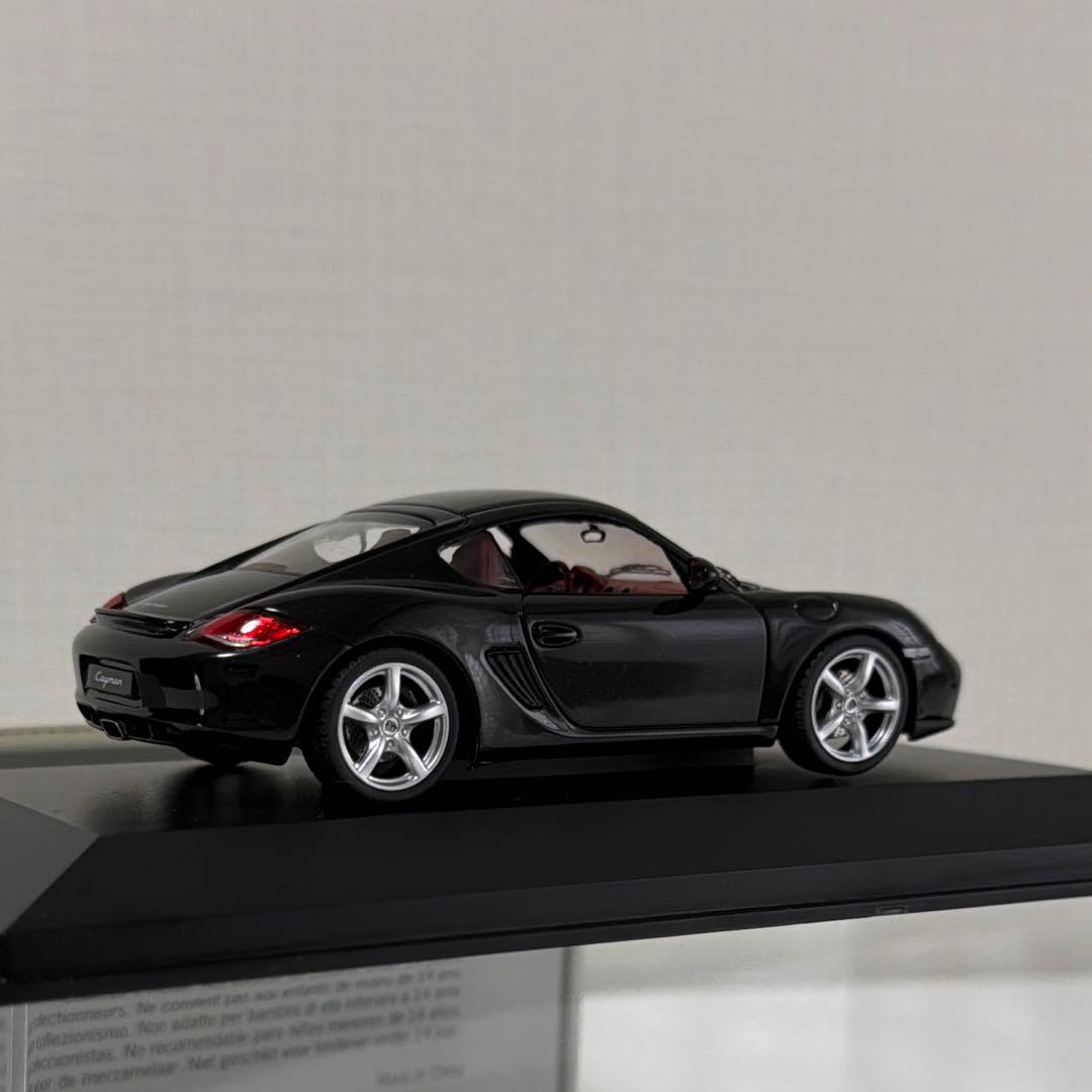 ミニカー 1/43 Porsche Cayman / Schuco