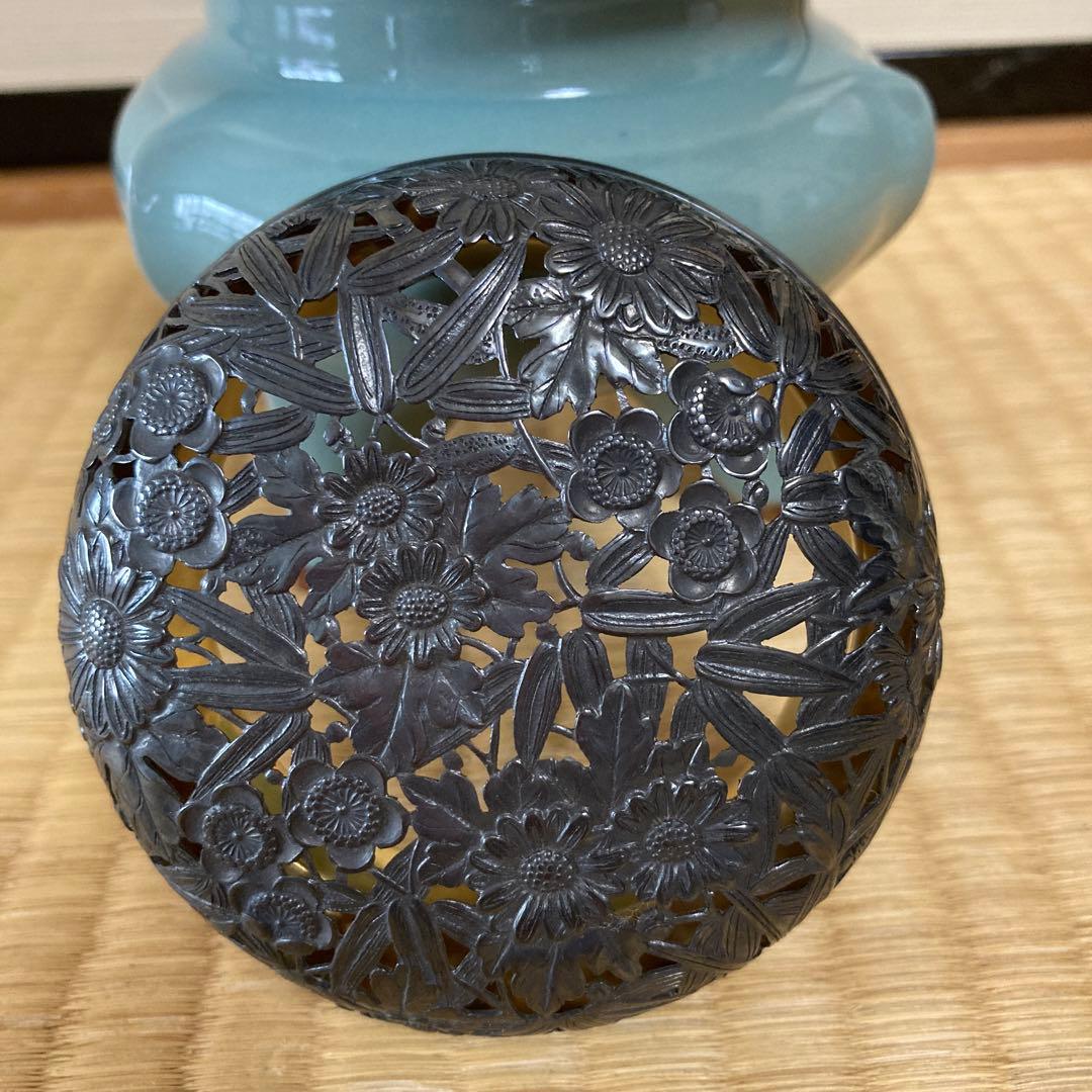 諏訪蘇山作 香炉 青磁 袴腰 三足香炉 純銀 花刻透し火屋 信幸造