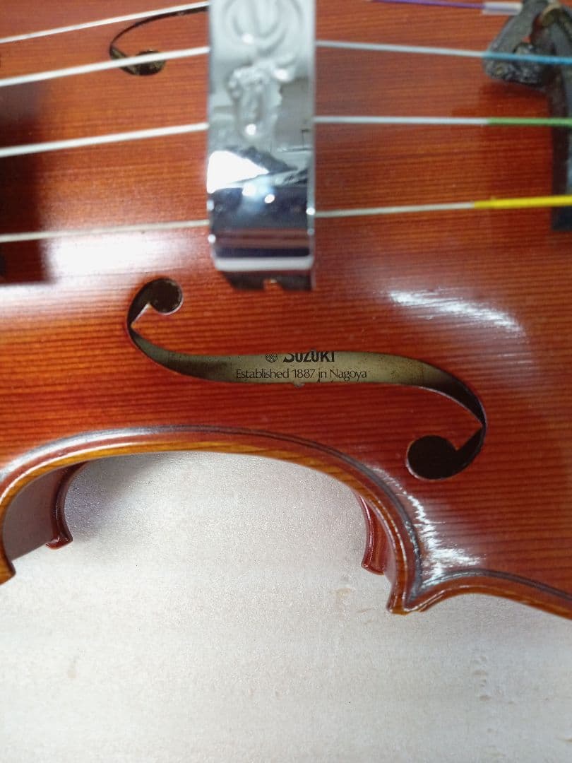 SUZUKIスズキバイオリン 1993年製 木製バイオリン本体 4弦茶色