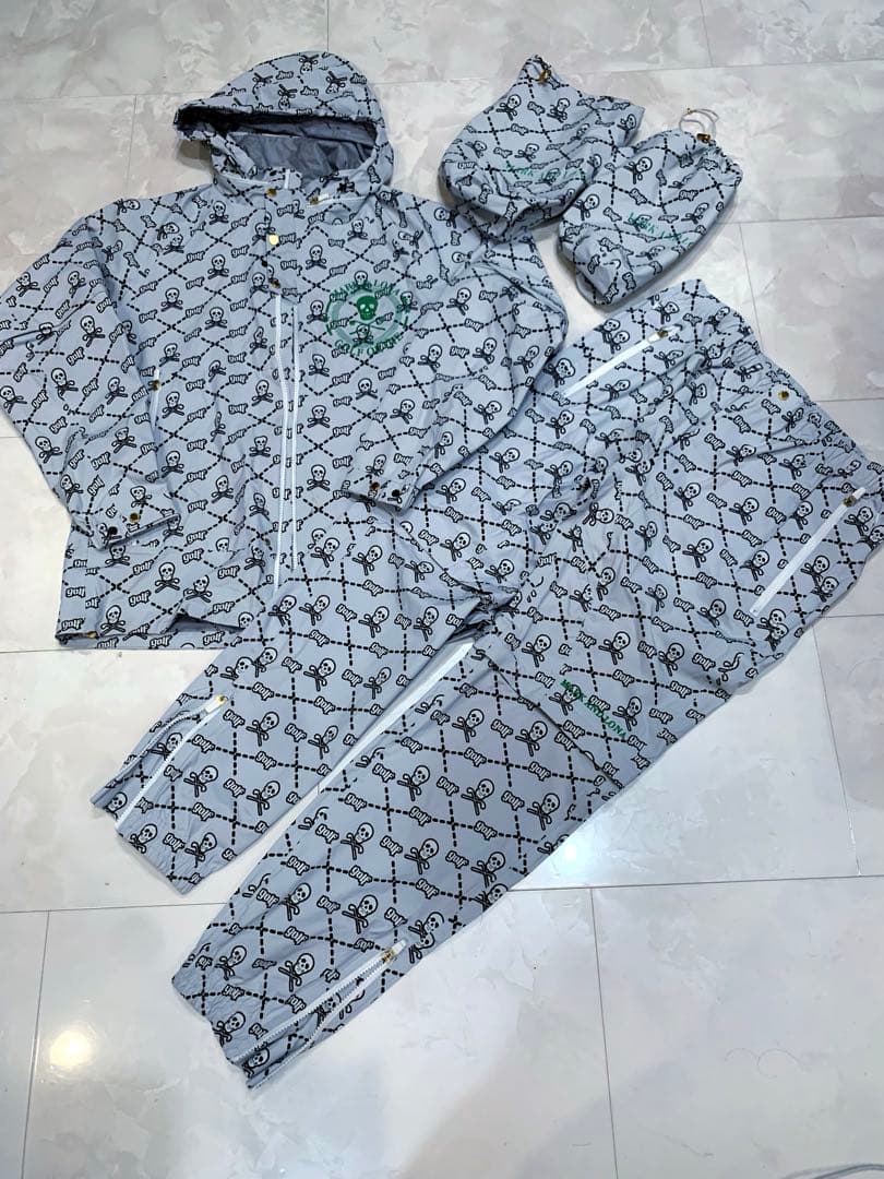 希少完売　良品　マークアンドロナ　MARK&LONA レインウェア　セットアップ