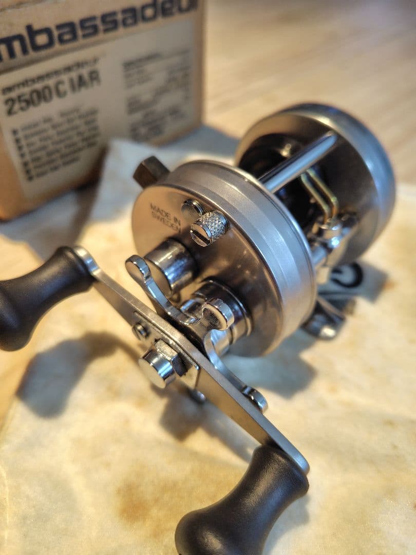 アンバサダー ambassadeur 2500C IAR ベイトリール