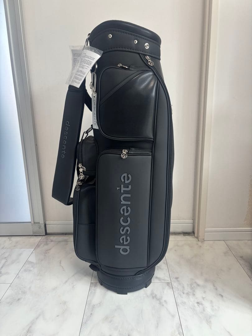 新品！　DESCENTEGOLFブラック キャディバッグ　デサントゴルフ