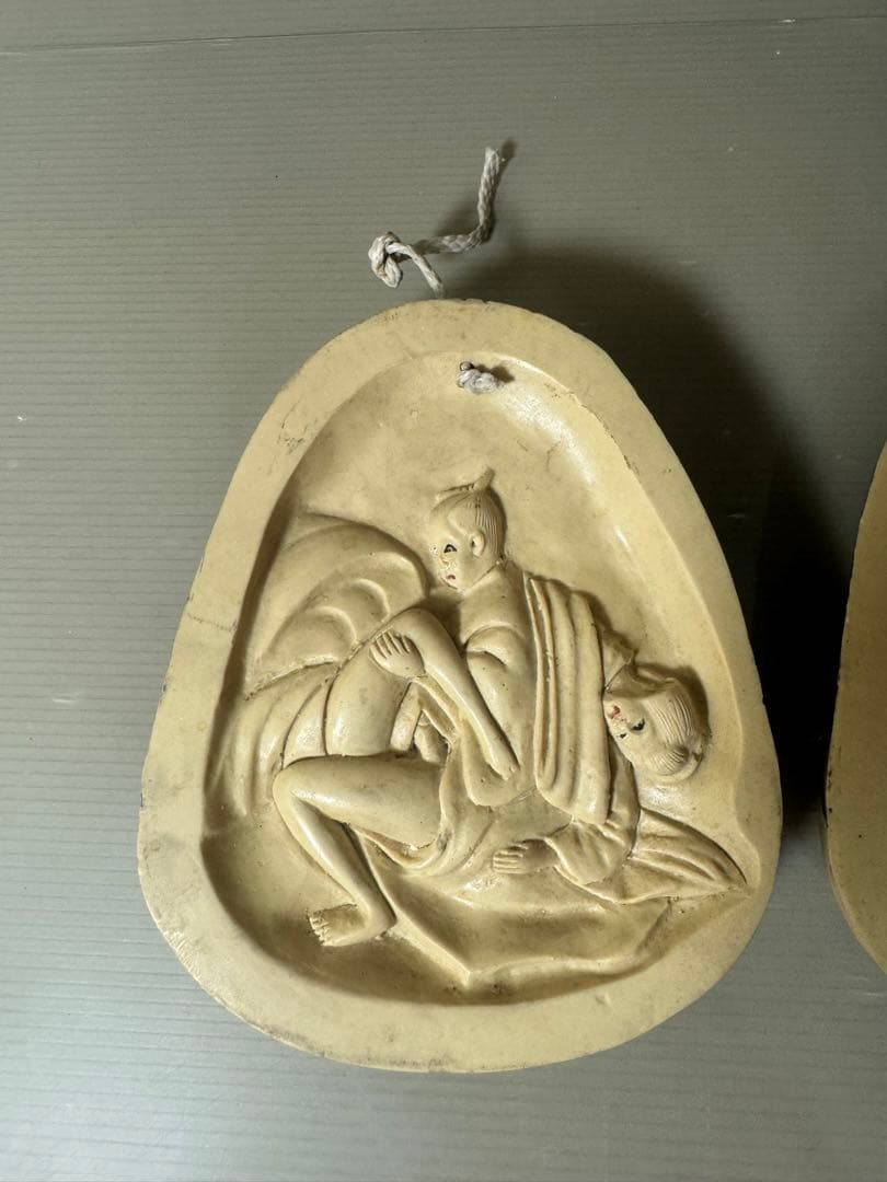 2499 骨董 裏春画 置物 彫刻 おたふく 裏絵 縁起物 お多福 お面　2客