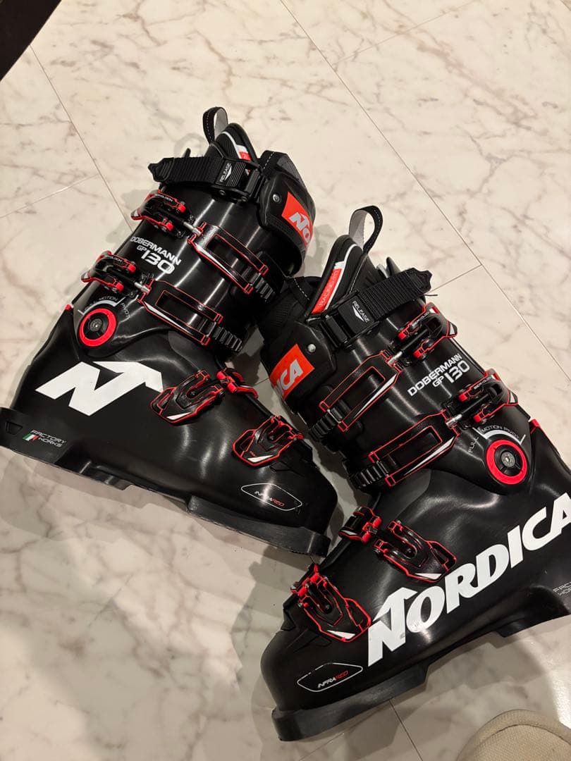 ノルディカDobermann GP130 ドーベルマン 26.5