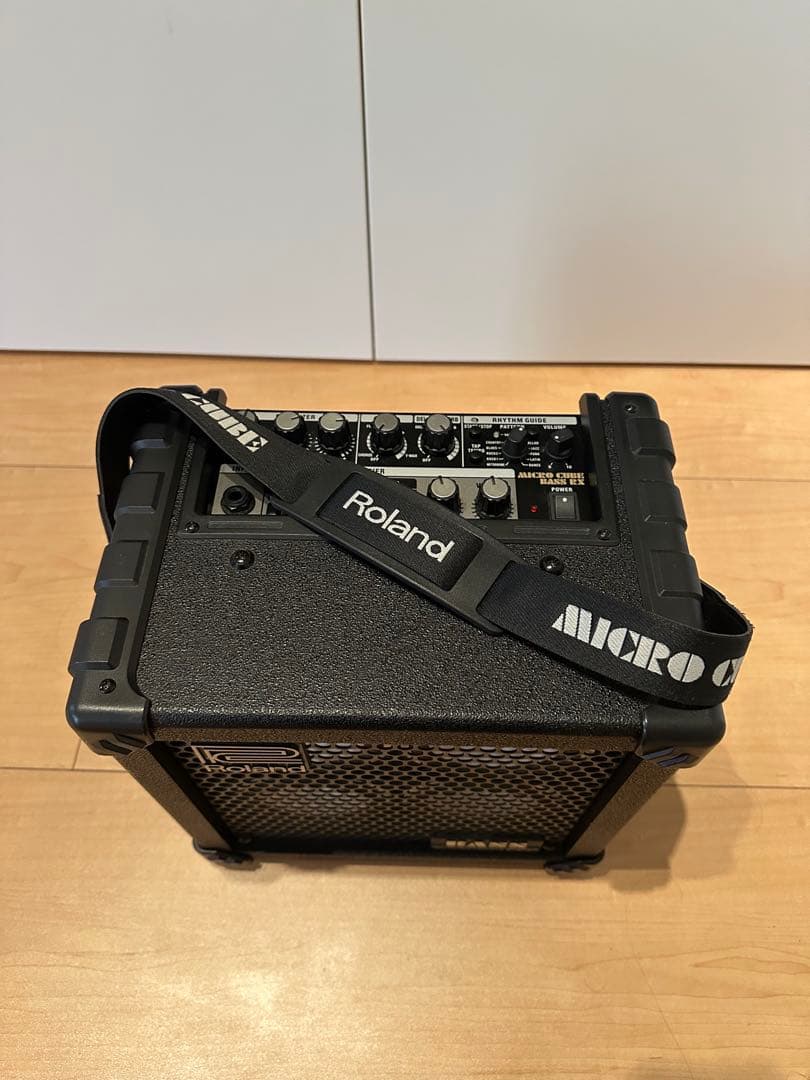 Roland BASS ベース用アンプ