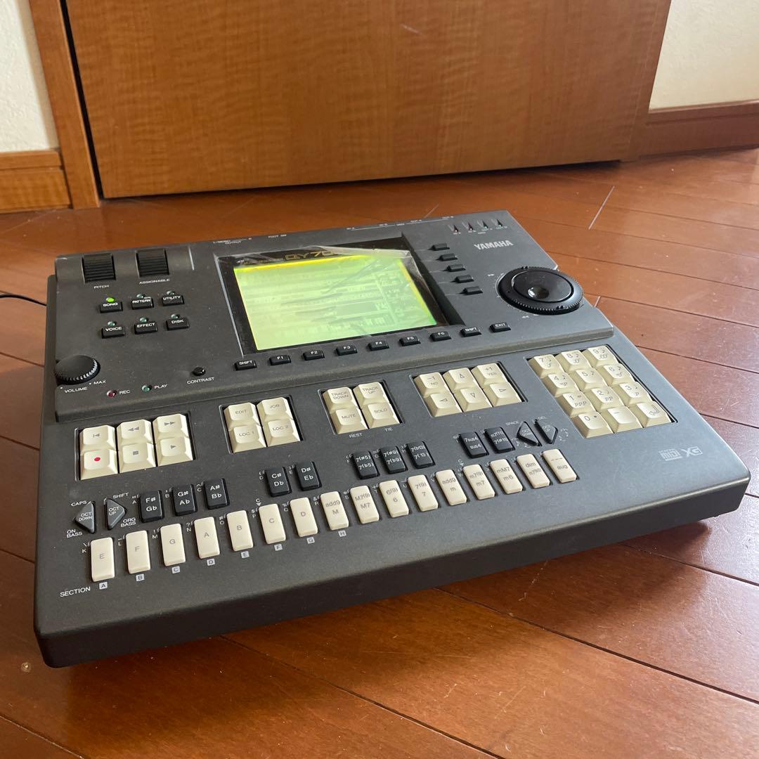 YAMAHA QY700 シーケンサー リズムマシン