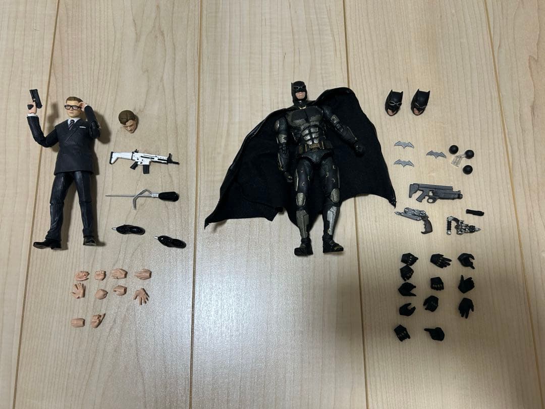 s.h figuartsバットマン mafex キングスマン 2体セット