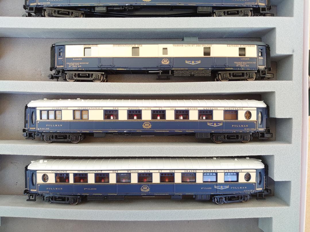 【訳あり】Arnold HN4488・HN4489　「エトワール・デュ・ノール」