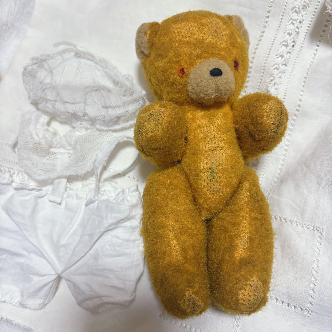 期間限定お洋服付き❤︎ 左　DDRベア　古い子　アンティークベア　ベルリンベア