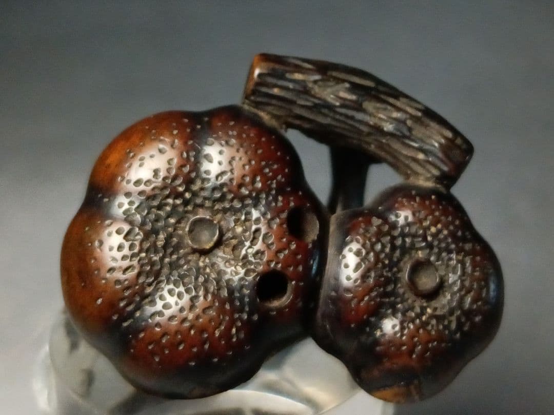 無銘 柘植彫 根付 「柿の実」