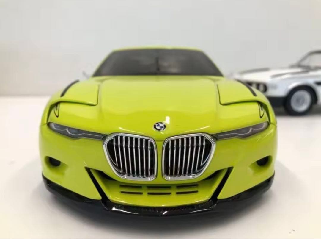 BMW1:18NOREV CSL 3.0コンセプトカー オリジナル金製カーモデル