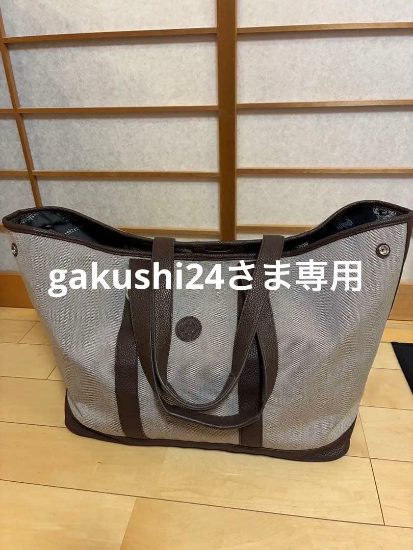 美品　オロビアンコ　年末年始対応可能です　定価35200円