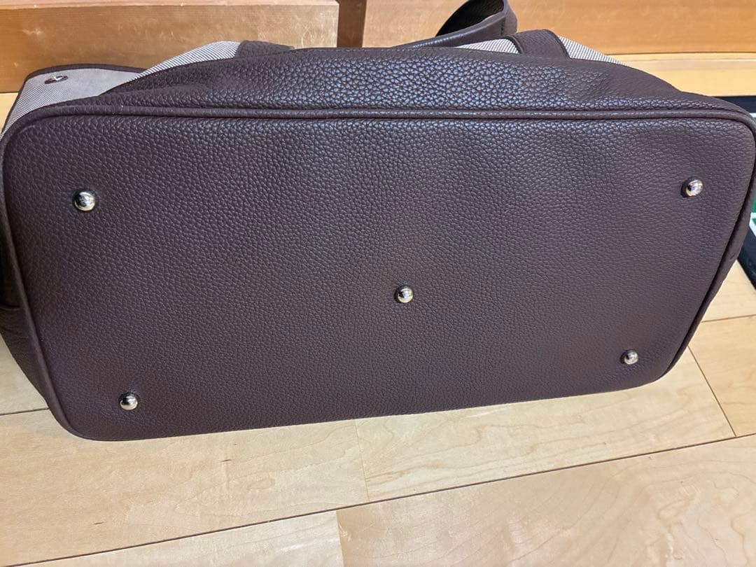 美品　オロビアンコ　年末年始対応可能です　定価35200円