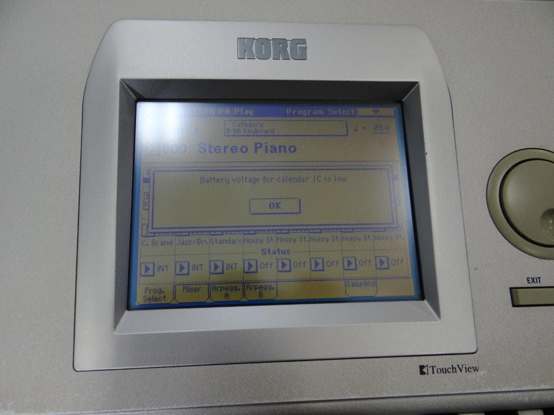 KORG Triton studio 動作確認済　ハードケース付