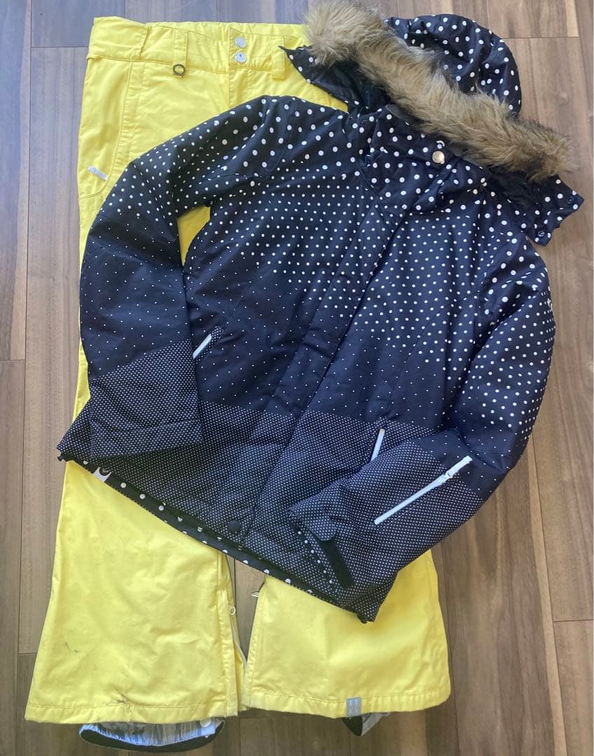 【ROXY】スノーボードウェア　上下セット　M　８K防水　スキーにも