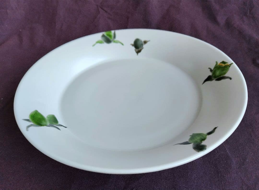 色絵磁器ふきのとう九寸皿 (豊福 誠 作)　未使用 新品同様